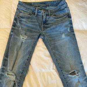 American Eagle Destroyed Skinny 28x32